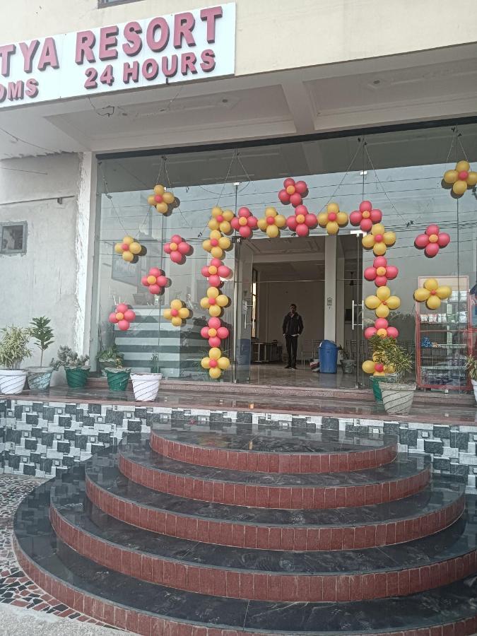 Athitya Hotel And Resort Sikar Ngoại thất bức ảnh
